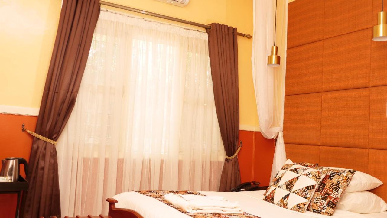 The Clarice House Hotel Kisumu Exterior photo