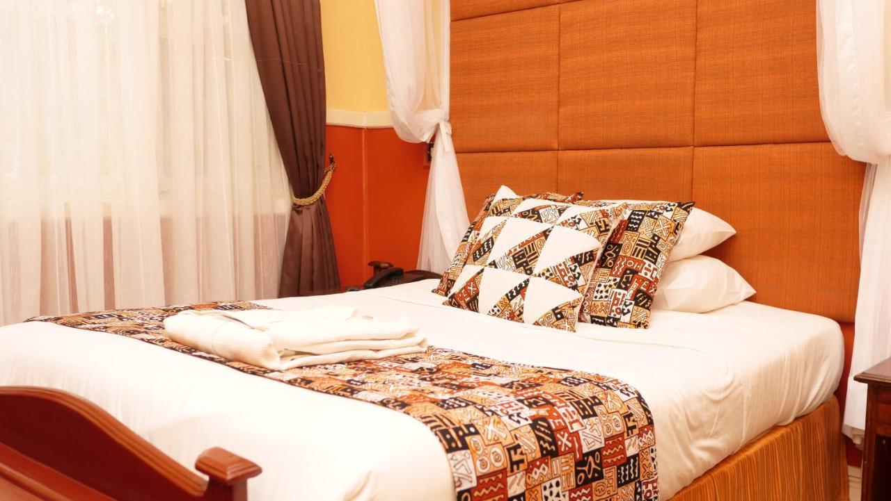 The Clarice House Hotel Kisumu Exterior photo