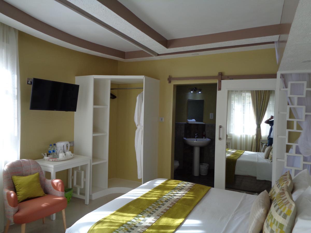 The Clarice House Hotel Kisumu Exterior photo